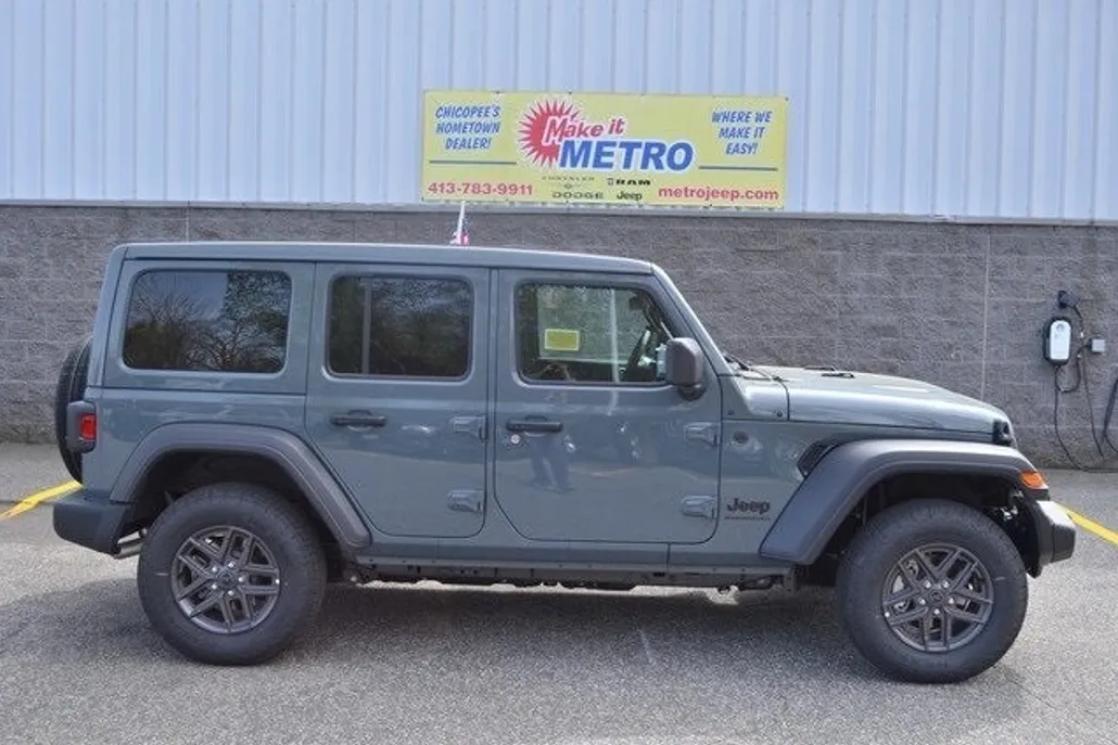 2025 Jeep Wrangler Sport S photo 1