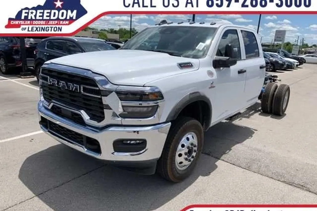 2025 Ram 3500 Tradesman photo 1