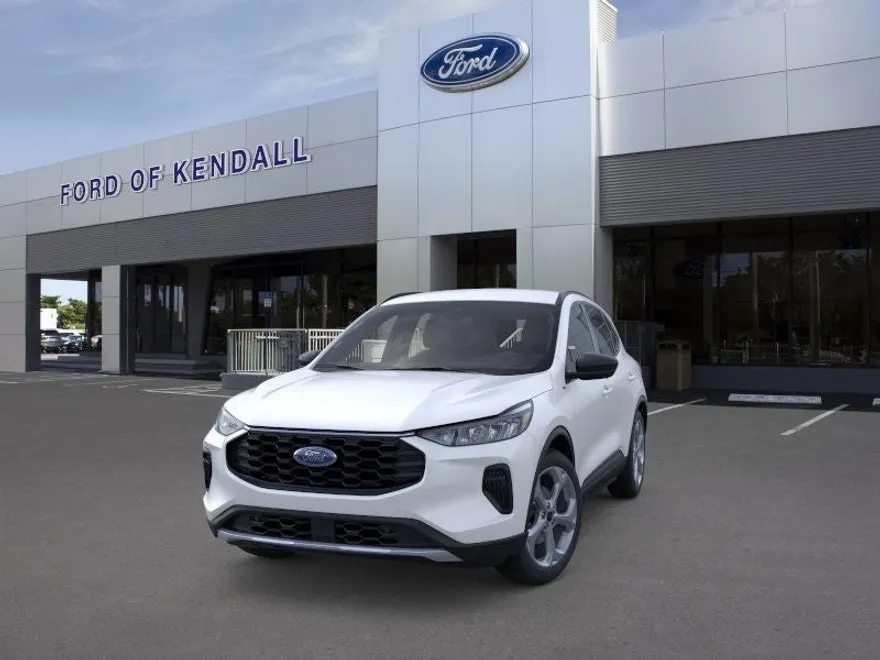 2025 Ford Escape Hybrid ST-Line photo 1
