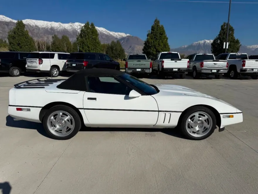 1990 Chevrolet Corvette photo 1