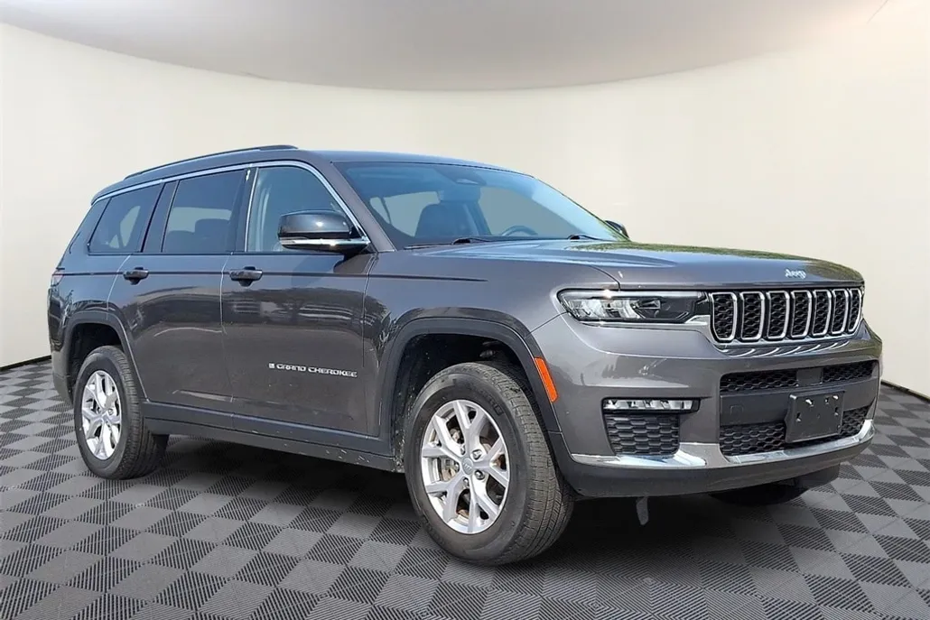 2022 Jeep Grand Cherokee Limited photo 1