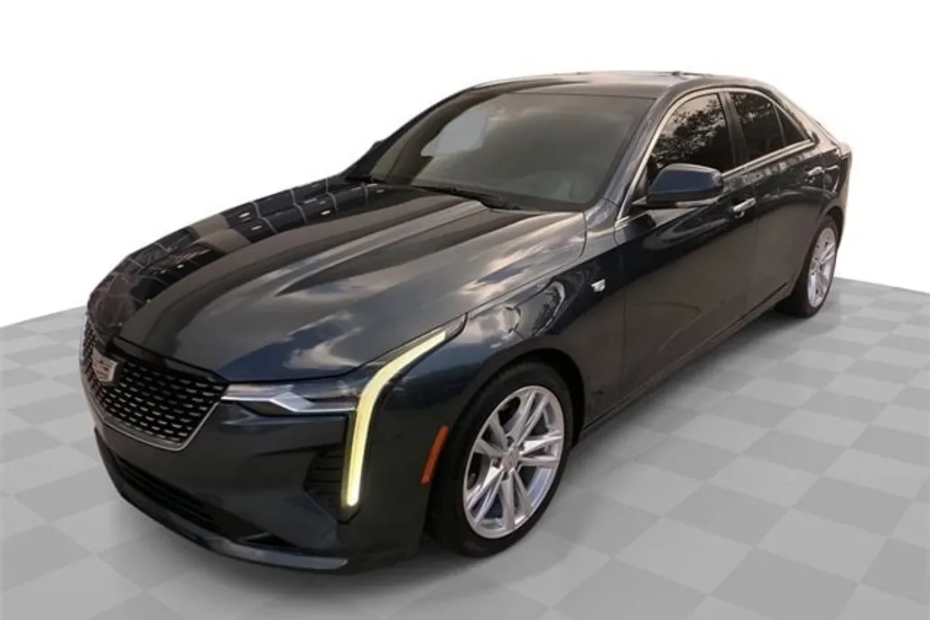 2022 Cadillac CT4 Luxury photo 1