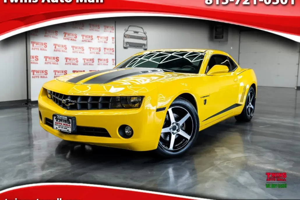2013 Chevrolet Camaro LS Coupe photo 1