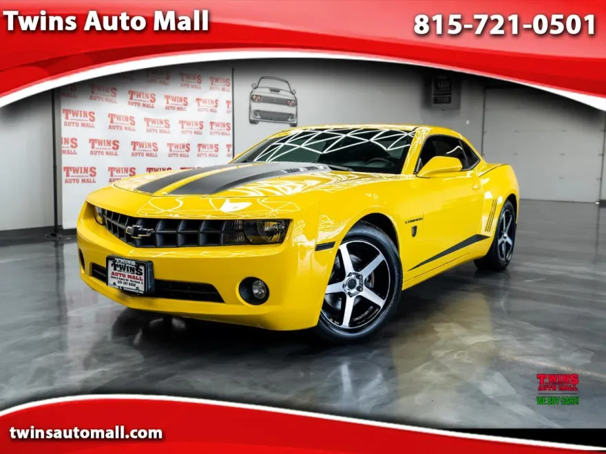 2013 Chevrolet Camaro LS Coupe photo 1