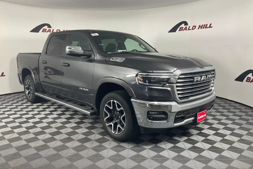 2025 Ram 1500 Laramie photo 1