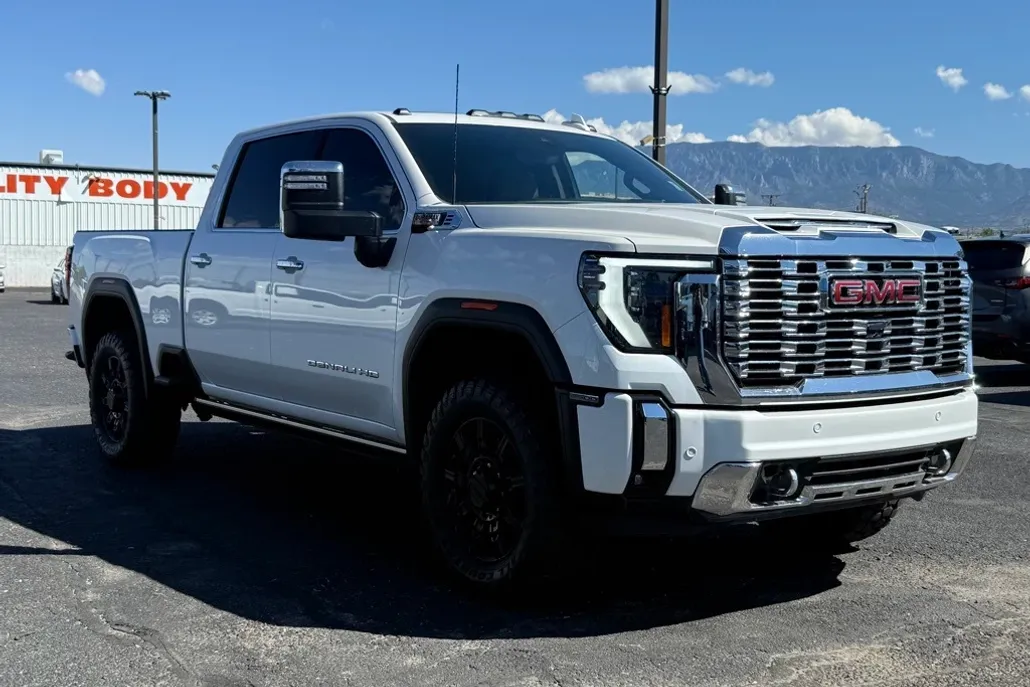 2024 Gmc Sierra HD Denali photo 1