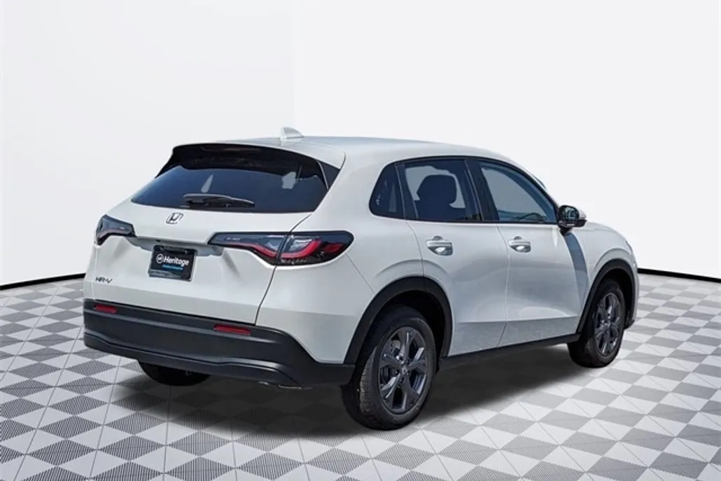 2026 Honda HR-V LX photo 1