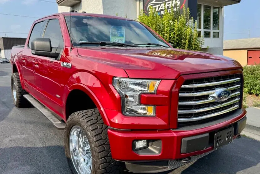2016 Ford F-150 XLT photo 1