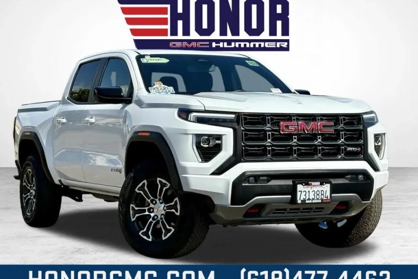 2024 Gmc Canyon AT4 photo 1