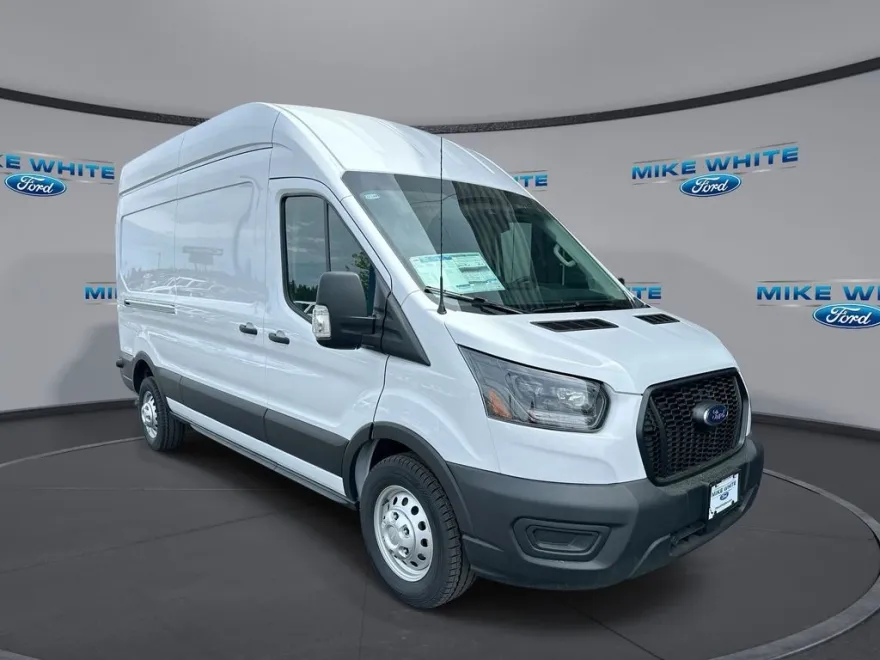 2025 Ford Transit photo 1