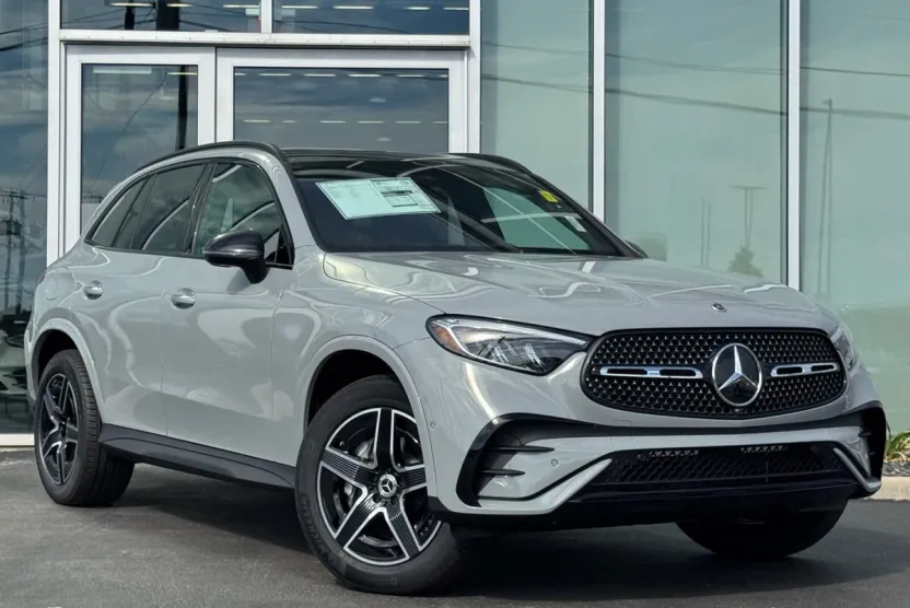 2026 Mercedes Benz GLC 300 4MATIC photo 1