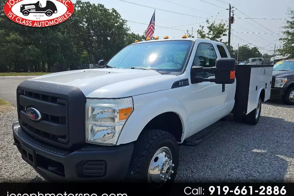 2013 Ford F-350 XL photo 1