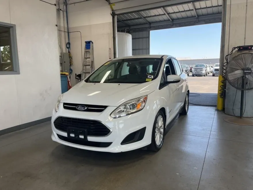 2017 Ford C-Max Hybrid SE photo 1