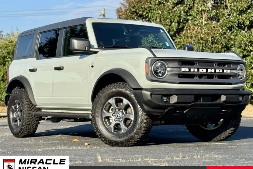 2023 Ford Bronco Big Bend photo 1