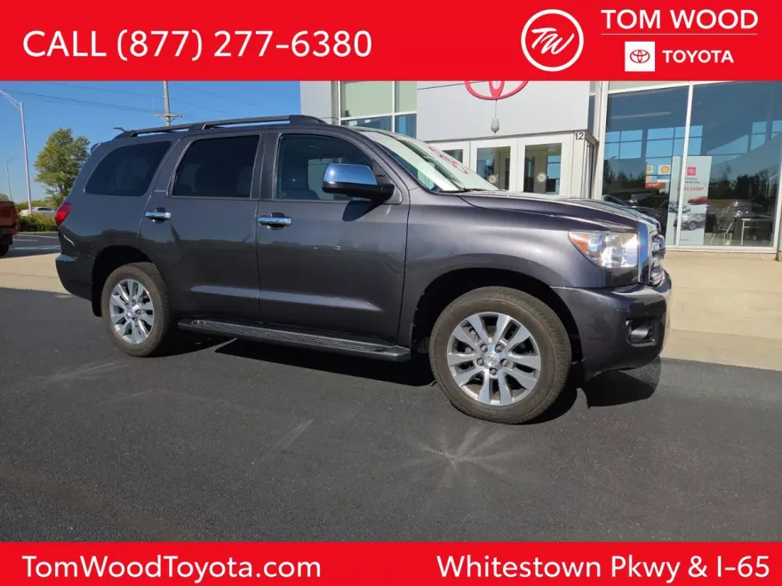 2015 Toyota Sequoia Limited photo 1
