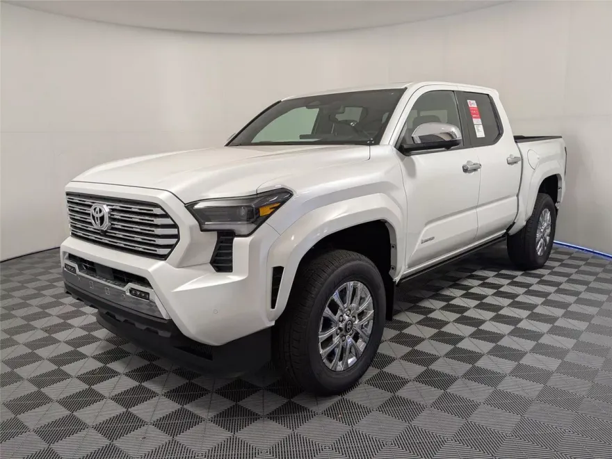 2025 Toyota Tacoma Limited Double Cab photo 1