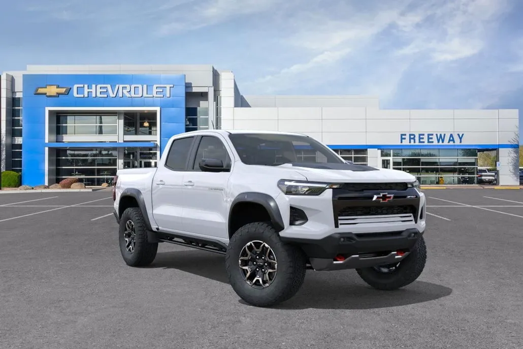 2026 Chevrolet Colorado ZR2 photo 1