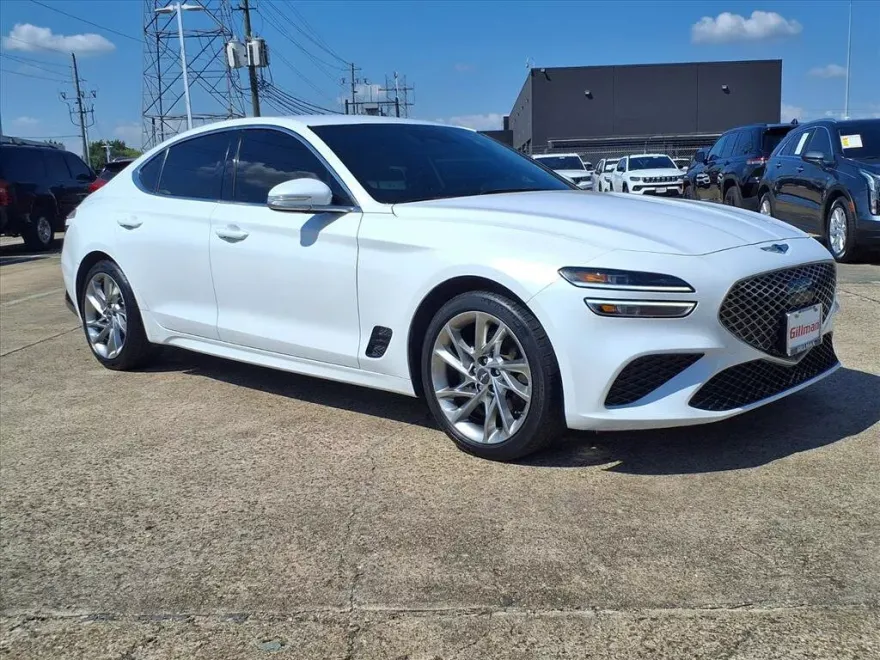 2022 Genesis G70 2.0T photo 1