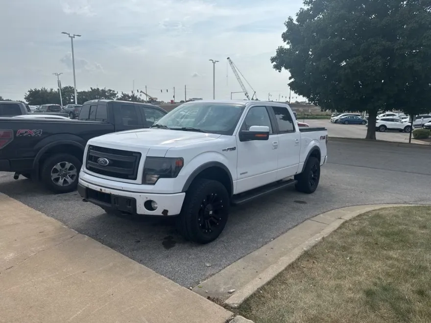 2014 Ford F-150 FX4 photo 1
