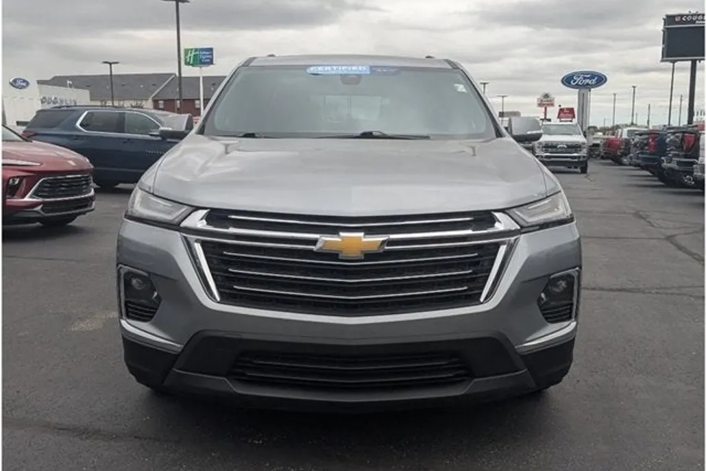 2023 Chevrolet Traverse Cloth photo 1