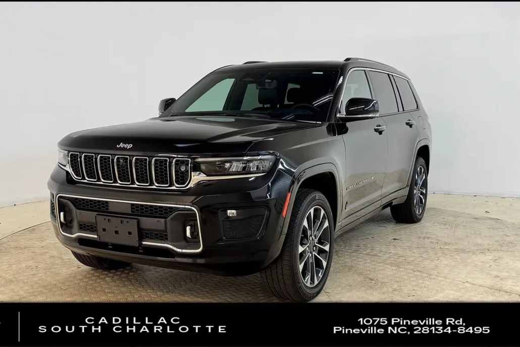 2022 Jeep Cherokee Overland photo 1