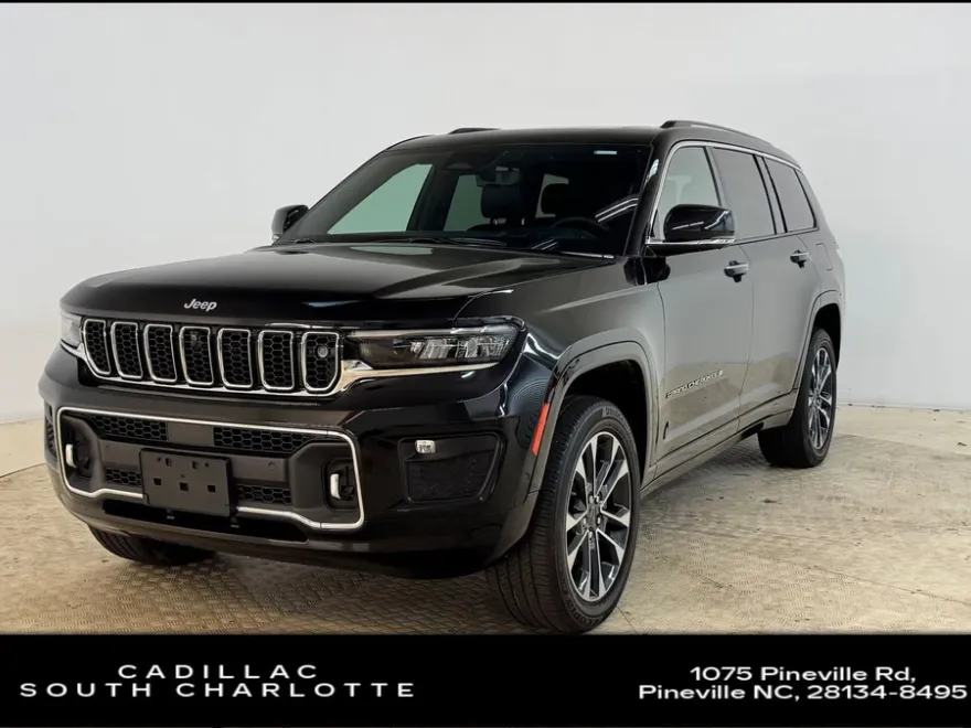 2022 Jeep Cherokee Overland photo 1