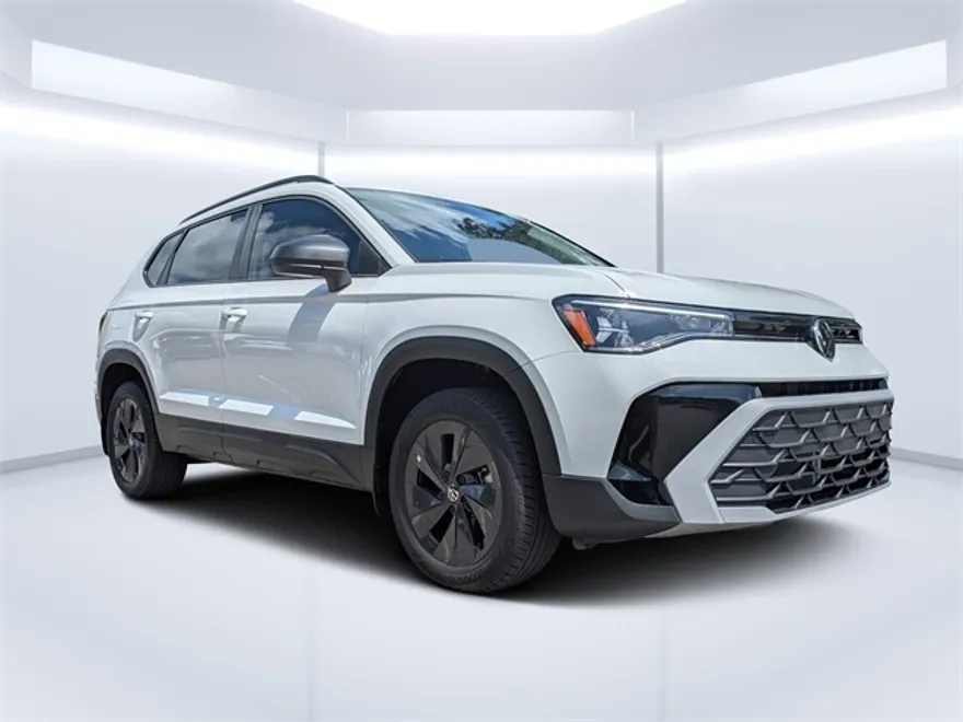 2025 Volkswagen Taos S photo 1
