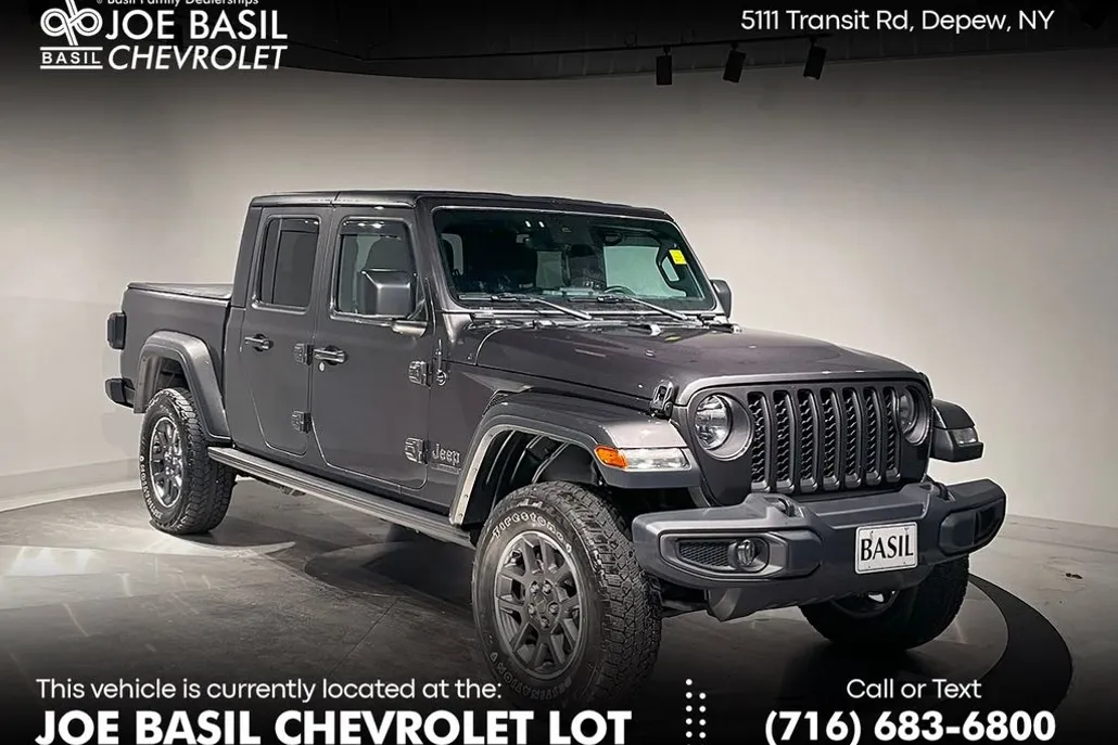 2021 Jeep Gladiator Sport photo 1