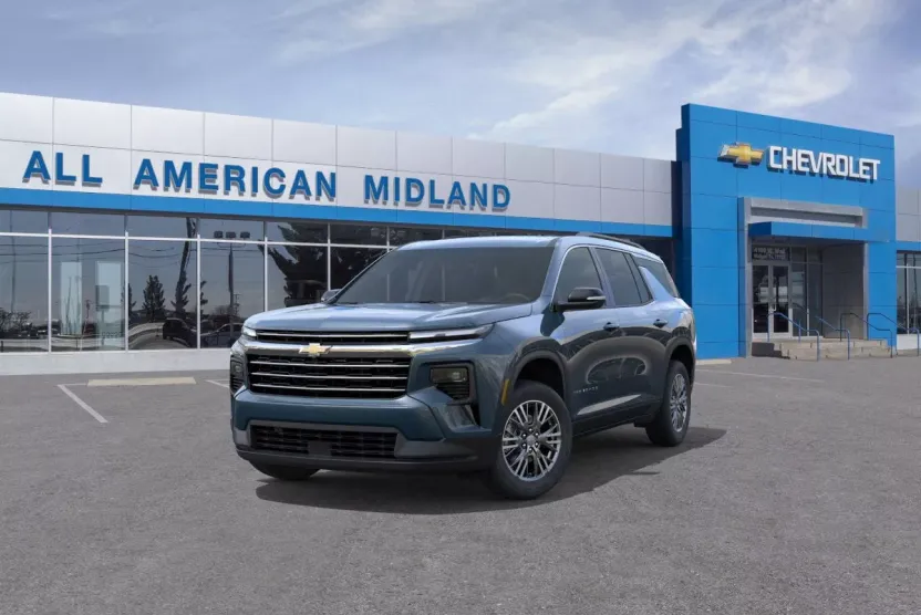 2026 Chevrolet Traverse photo 1