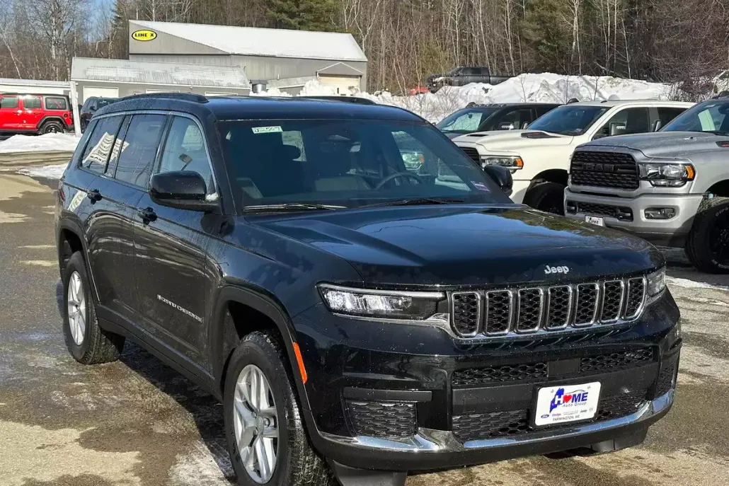 2025 Jeep Grand Cherokee L photo 1