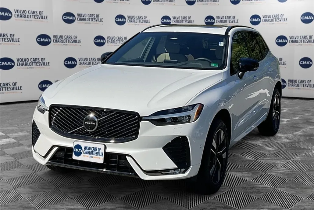 2026 Volvo XC60 B5 Plus photo 1