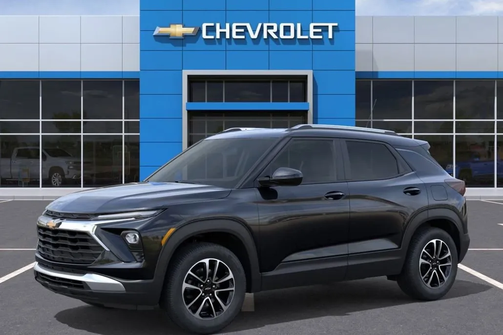 2026 Chevrolet Trailblazer LT photo 1