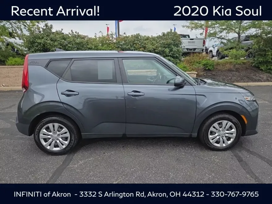 2020 Kia Soul LX photo 1