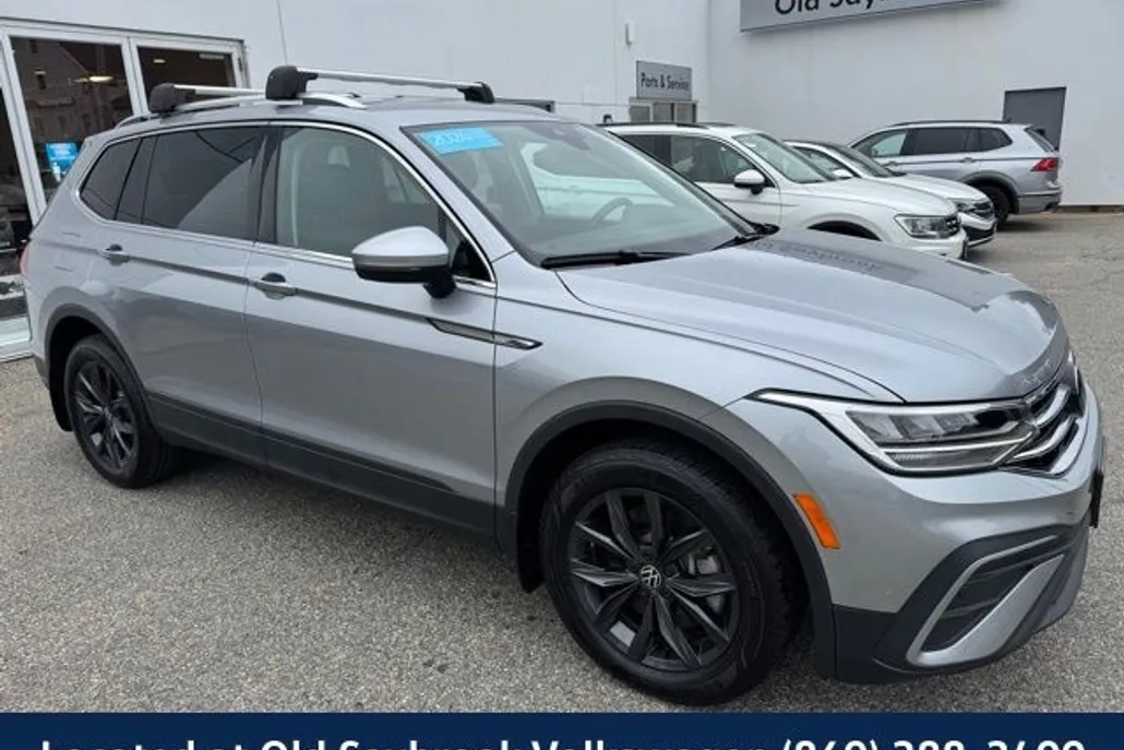 2024 Volkswagen Tiguan SE Wolfsburg Edition photo 1