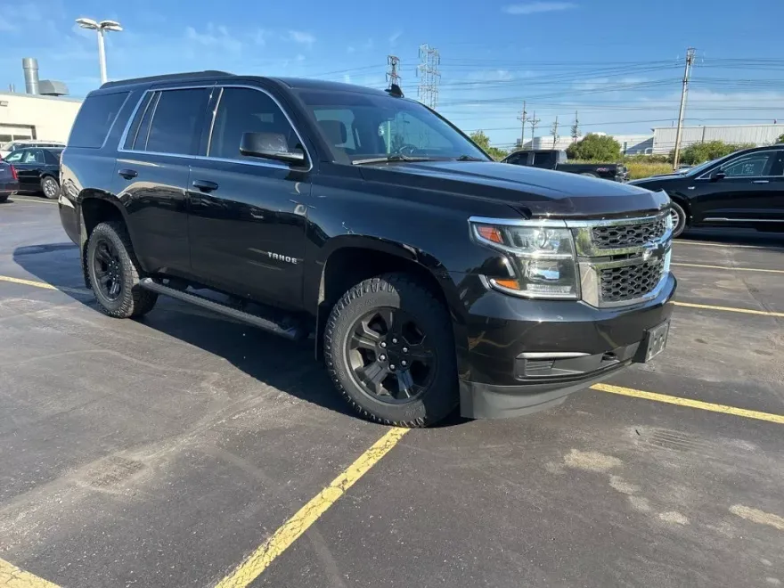 2019 Chevrolet Tahoe LS photo 1