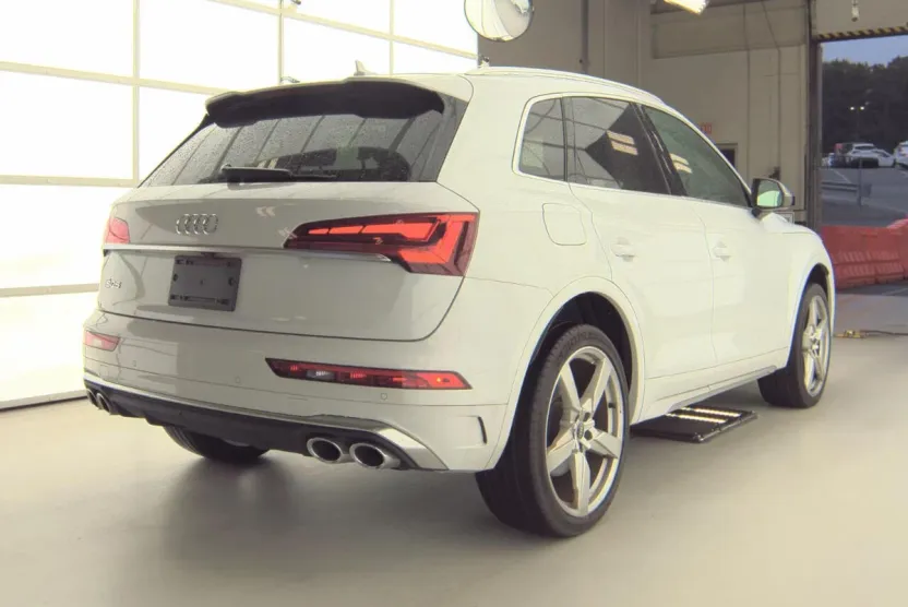 2021 Audi SQ5 Premium photo 1