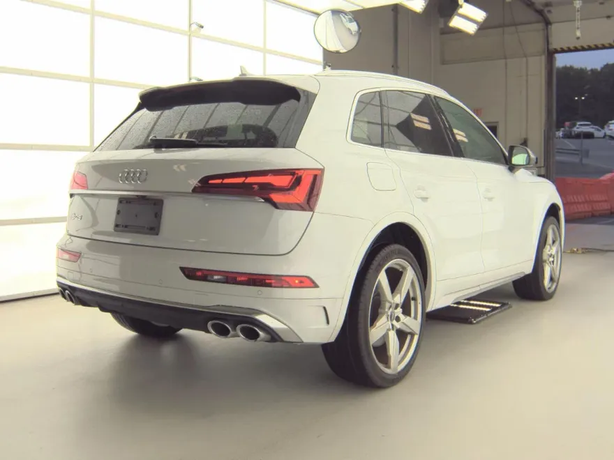2021 Audi SQ5 Premium photo 1
