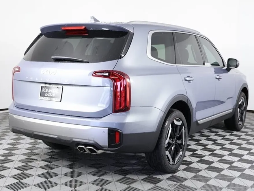 2025 Kia Telluride S photo 1
