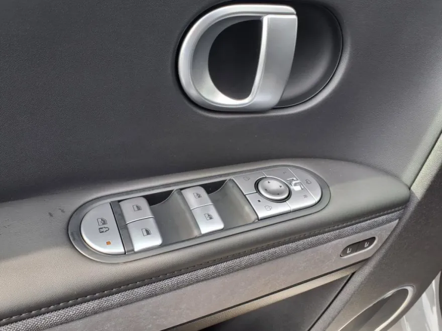 2024 Hyundai Ioniq 5 Limited photo 14