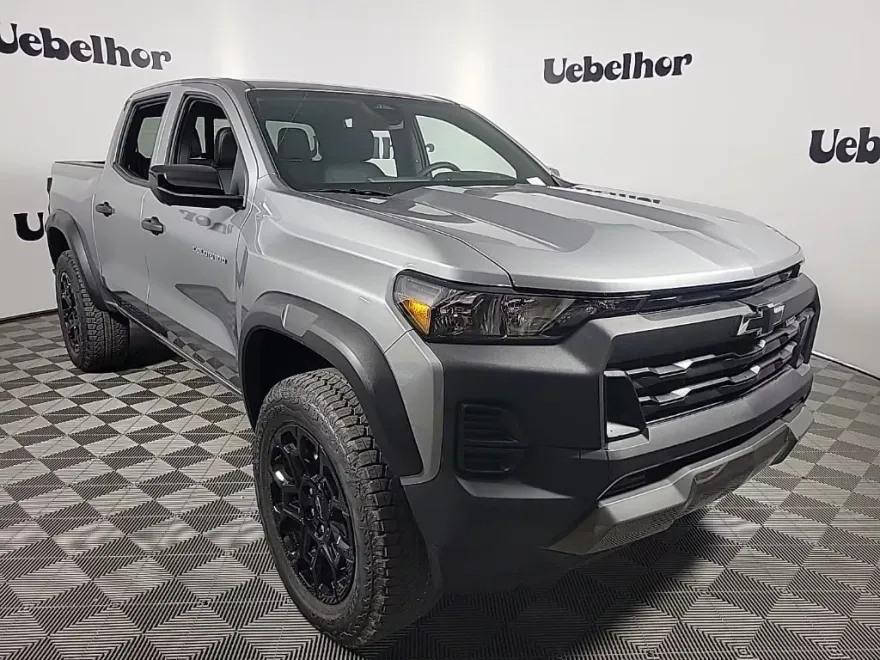 2026 Chevrolet Colorado Trail Boss photo 1