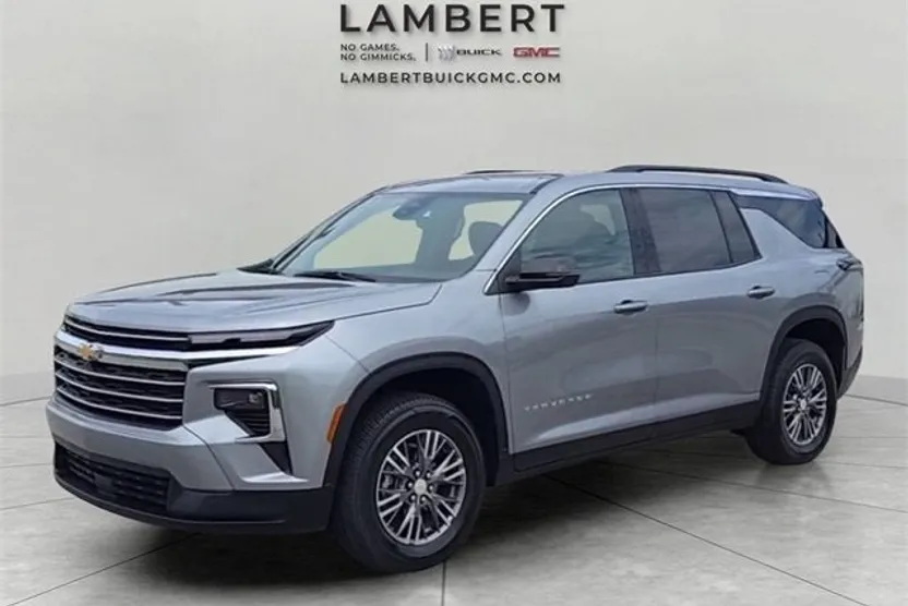 2025 Chevrolet Traverse photo 1