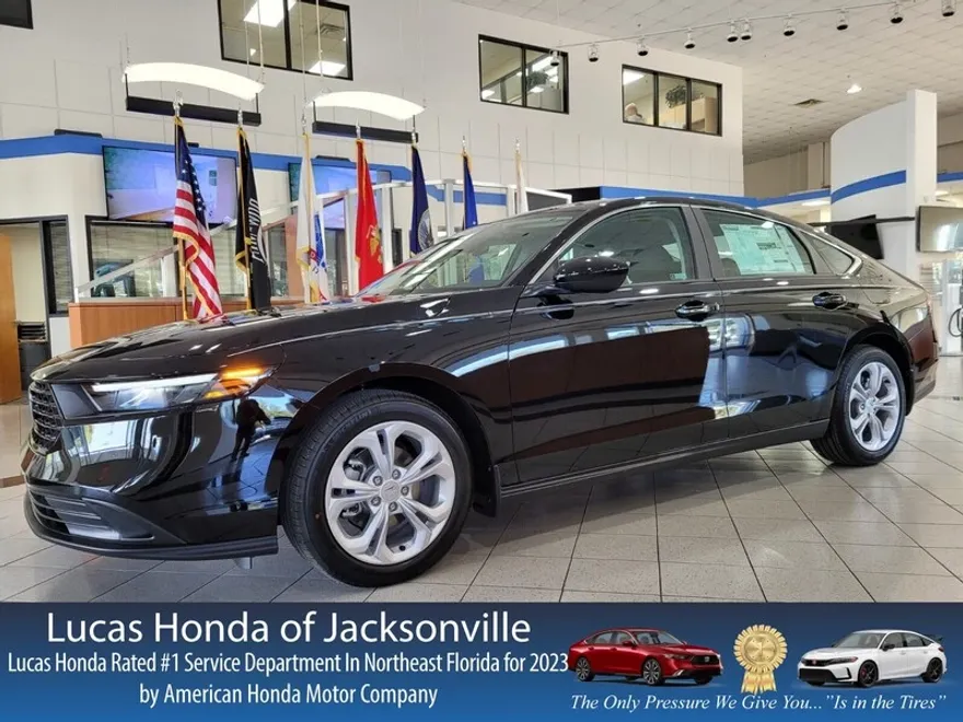 2025 Honda Accord LX photo 1