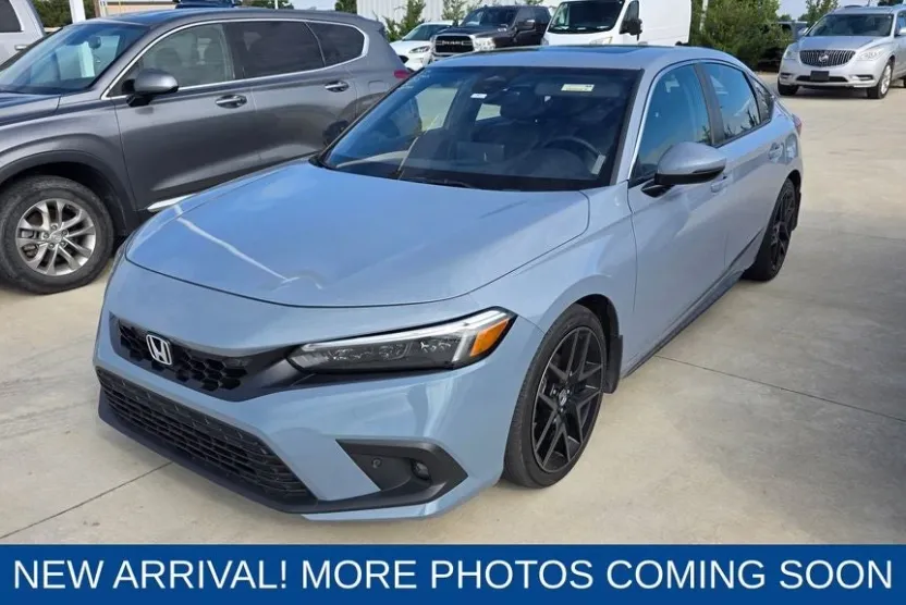2023 Honda Civic Sport Touring photo 1