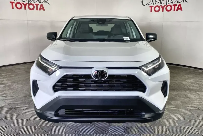 2025 Toyota RAV4 LE photo 1