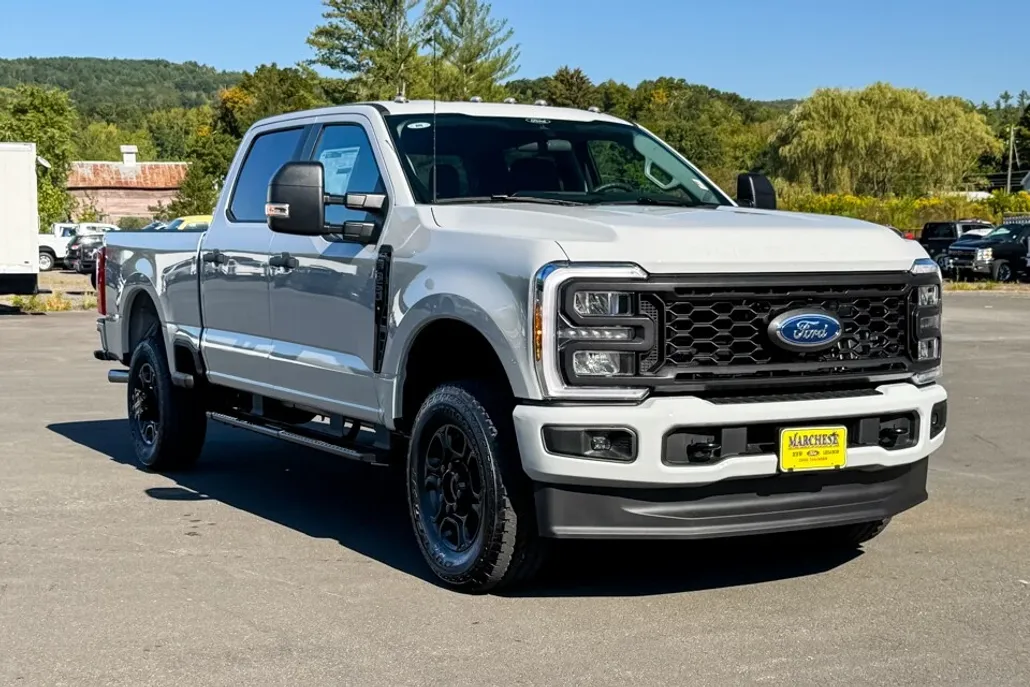 2026 Ford F-350 photo 1
