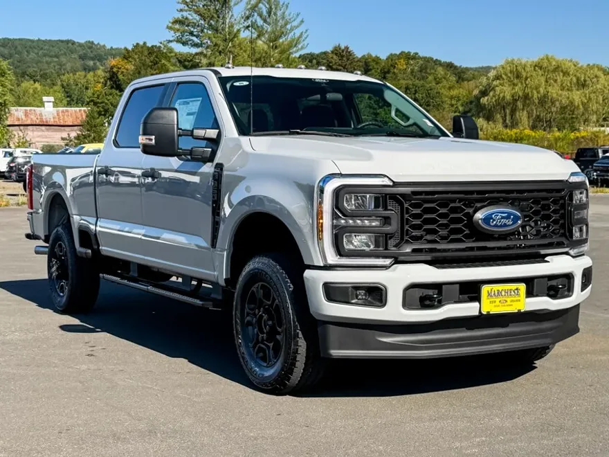 2026 Ford F-350 photo 1