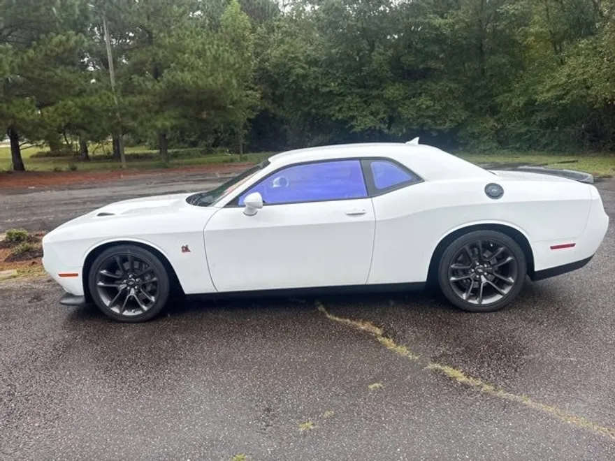 2021 Dodge Challenger R/T Scat Pack photo 1
