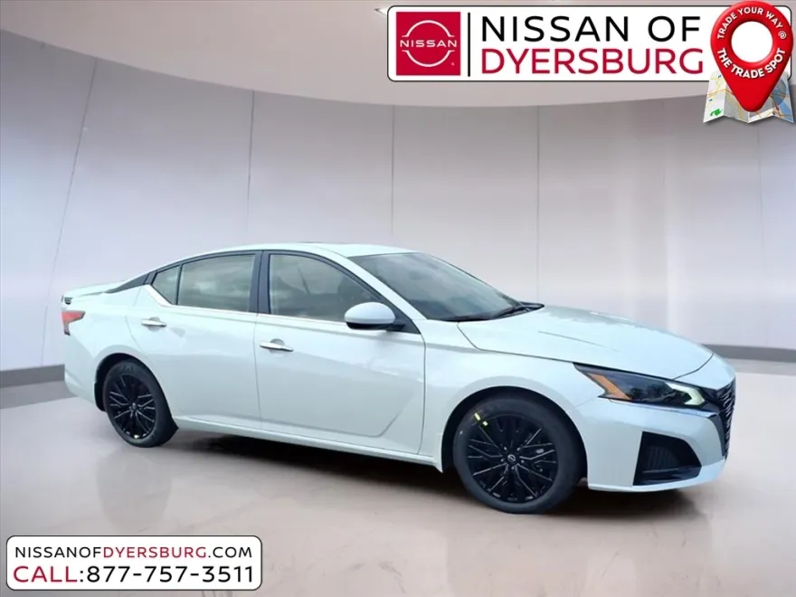 2025 Nissan Altima SV photo 1