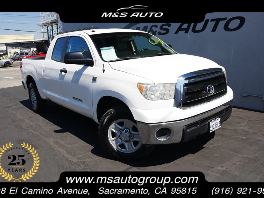 2010 Toyota Tundra SR5 photo 1