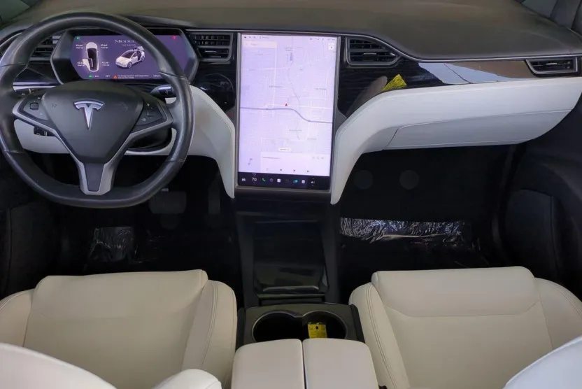 2020 Tesla Model X Long Range photo 1